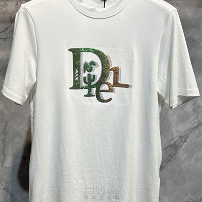 市场上装-T恤-欧货T恤