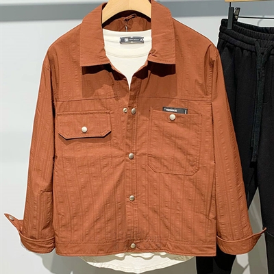 市场上装-夹克-休闲夹克