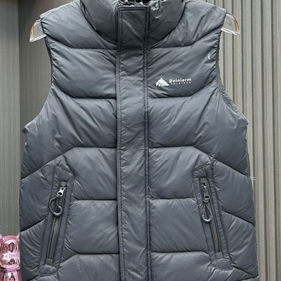 市场上装-马夹-休闲马夹