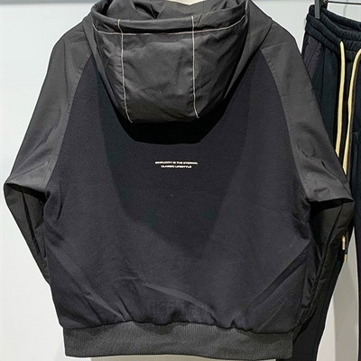 市场上装-夹克-休闲夹克