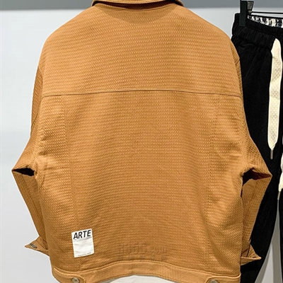 市场上装-夹克-休闲夹克