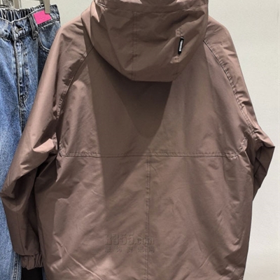 市场上装-棉衣/羽绒服-休闲棉服