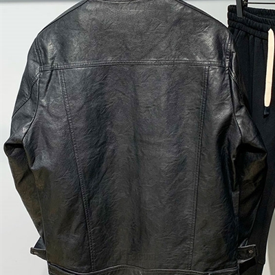 市场上装-皮衣-休闲皮衣