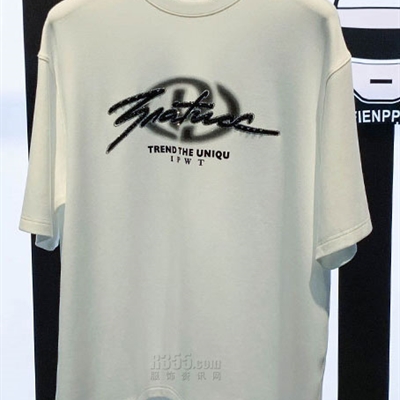 市场上装-T恤-欧货T恤