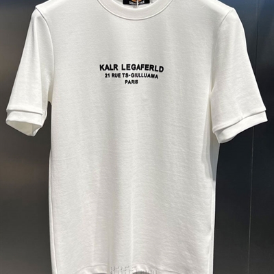 市场上装-T恤-欧货T恤