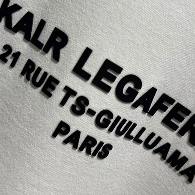 市场上装-T恤-欧货T恤