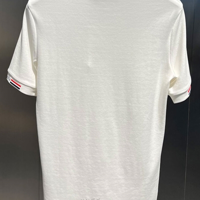 市场上装-T恤-欧货T恤