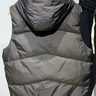 市场上装-马夹-休闲马夹