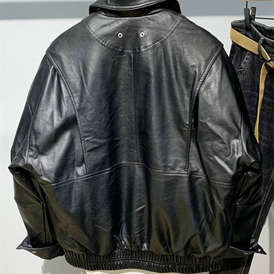 市场上装-皮衣-休闲皮衣