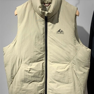 市场上装-马夹-休闲马夹