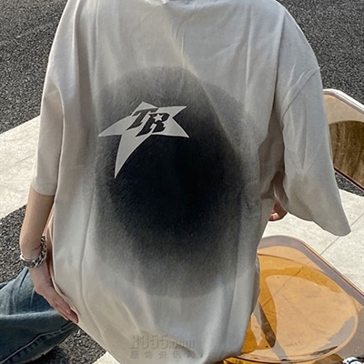 市场上装-T恤-电商T恤