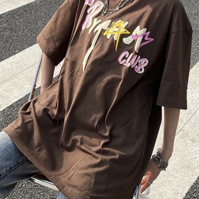 市场上装-T恤-电商T恤