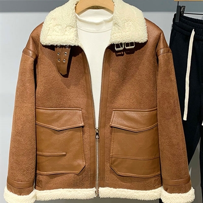 市场上装-皮衣-休闲皮衣