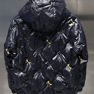 市场上装-棉衣/羽绒服-欧货棉服