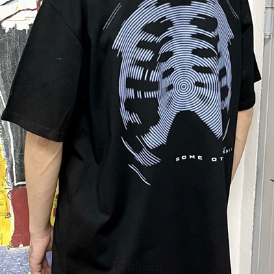 市场上装-T恤-电商T恤