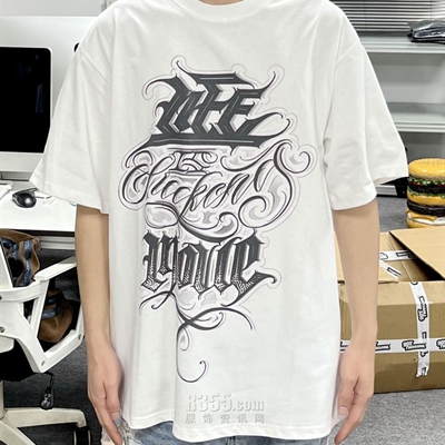 市场上装-T恤-电商T恤