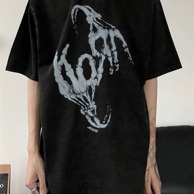 市场上装-T恤-电商T恤