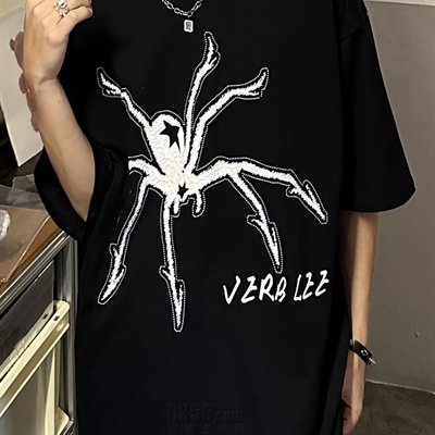 市场上装-T恤-电商T恤