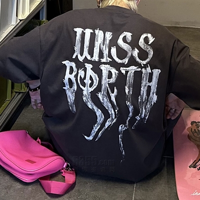 市场上装-T恤-电商T恤