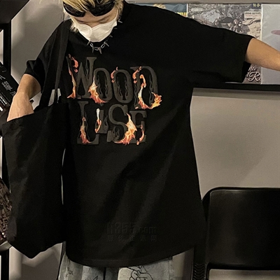 市场上装-T恤-电商T恤