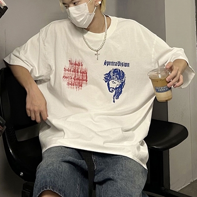 市场上装-T恤-电商T恤