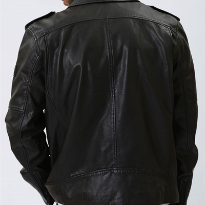 市场上装-皮衣-商务皮衣