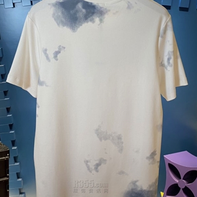 市场上装-T恤-欧货T恤