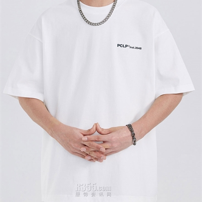 市场上装-T恤-电商T恤