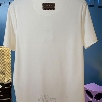 市场上装-T恤-欧货T恤