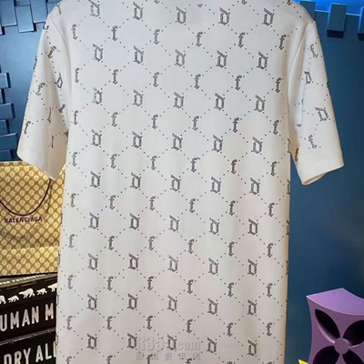 市场上装-T恤-欧货T恤