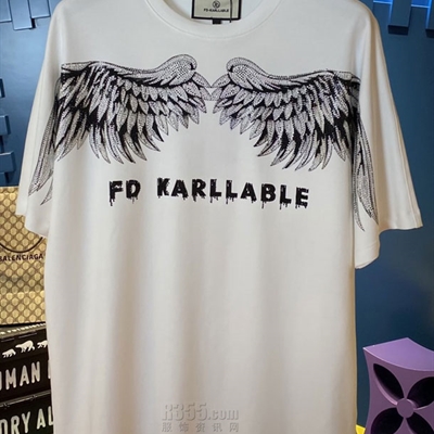 市场上装-T恤-欧货T恤