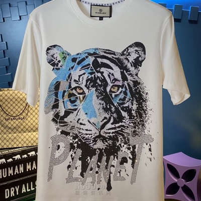 市场上装-T恤-欧货T恤