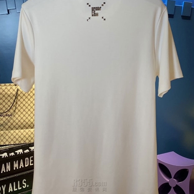 市场上装-T恤-欧货T恤