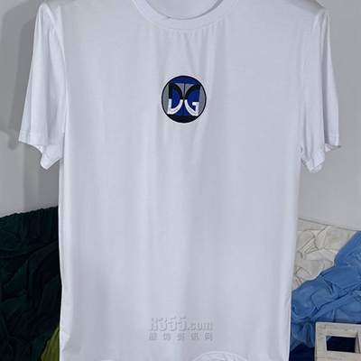 市场上装-T恤-欧货T恤