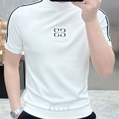 市场上装-T恤-欧货T恤