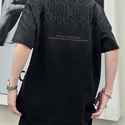 市场上装-T恤-电商T恤