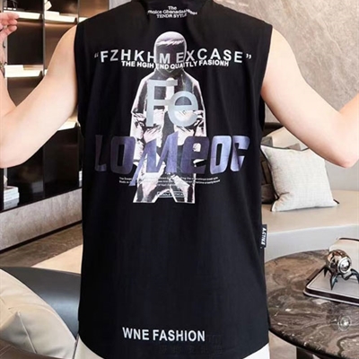 市场上装-T恤-欧货T恤