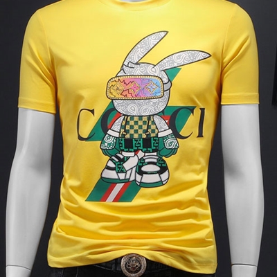 市场上装-T恤-欧货T恤