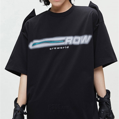 市场上装-T恤-电商T恤