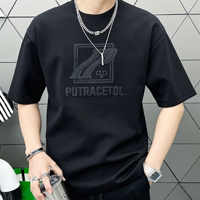 市场上装-T恤-欧货T恤