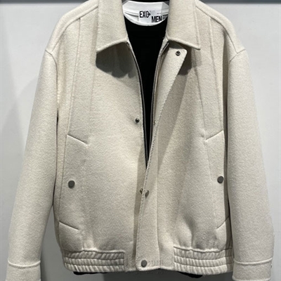 市场上装-夹克-休闲夹克