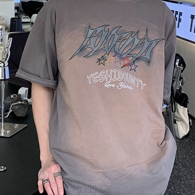 市场上装-T恤-电商T恤