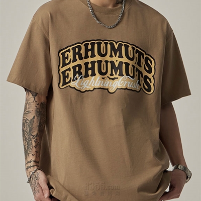 市场上装-T恤-电商T恤