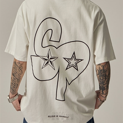 市场上装-T恤-电商T恤