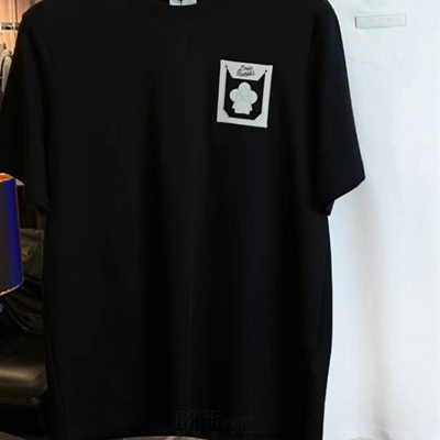 市场上装-T恤-欧货T恤