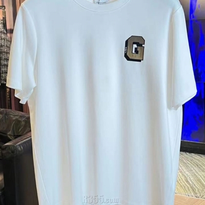 市场上装-T恤-欧货T恤