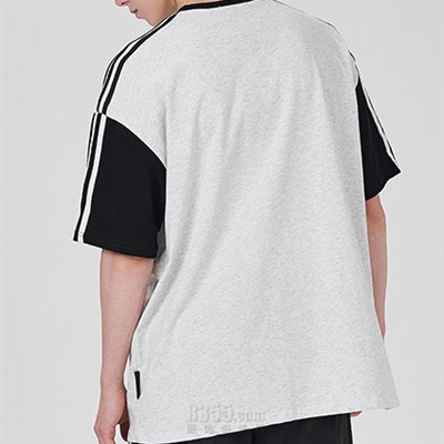 市场上装-T恤-电商T恤