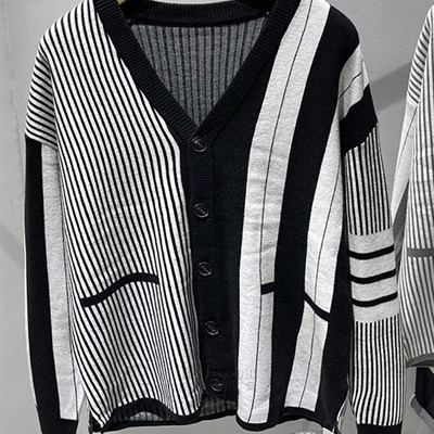 市场上装-毛衫-休闲毛衫