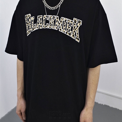 市场上装-T恤-电商T恤