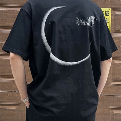 市场上装-T恤-电商T恤